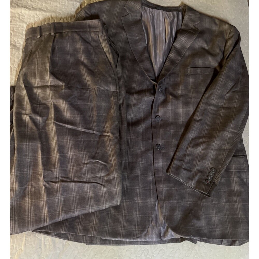 Fubu The Collection Gray Plaid 2 Piece Suit Jacket 50R Pants Tailored 45"
